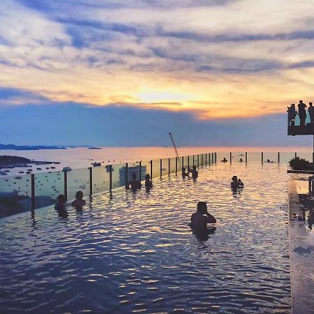 The Base Apartment Pattaya Ngoại thất bức ảnh