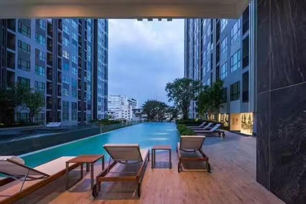 The Base Apartment Pattaya Ngoại thất bức ảnh
