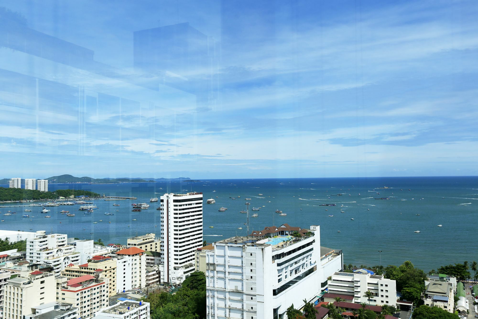 The Base Apartment Pattaya Ngoại thất bức ảnh