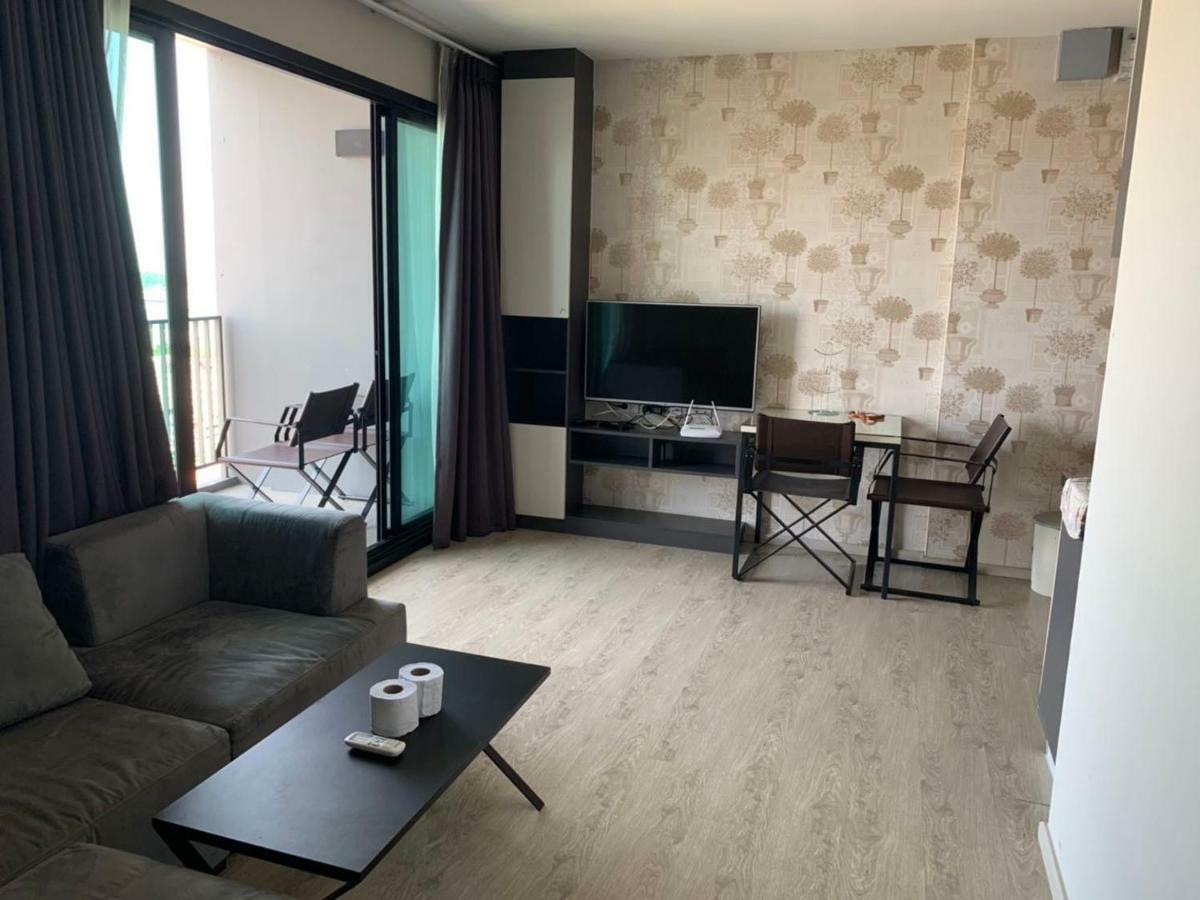 The Base Apartment Pattaya Ngoại thất bức ảnh